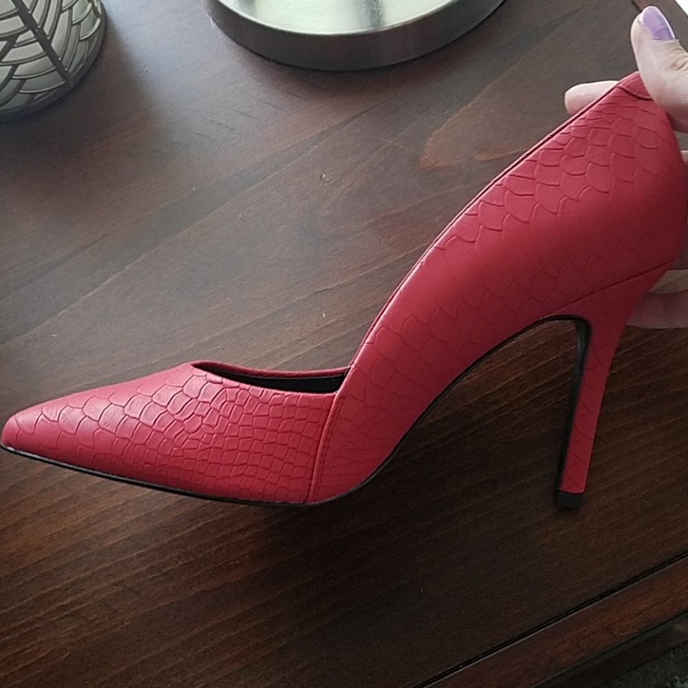 New Aldo Pumps